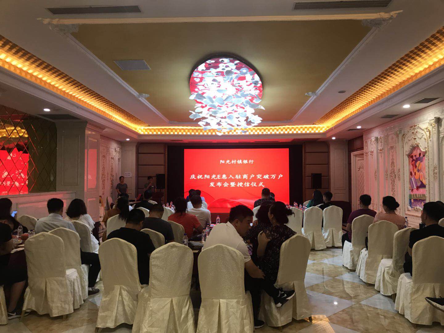 1534238436416023155.jpg 128796240984178218.jpg